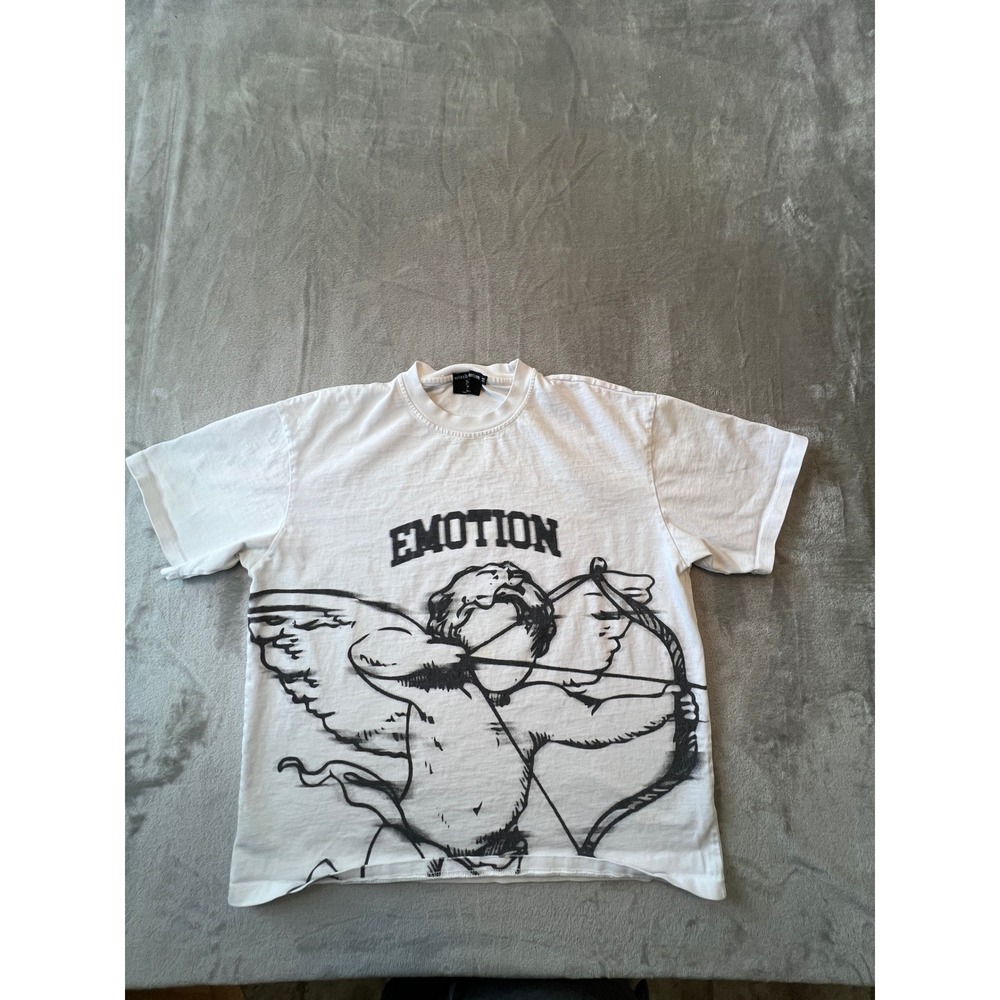 Mixed Emotion Graphic T-Shirt Mens Medium White Cupid Emotion Print Streetwear
